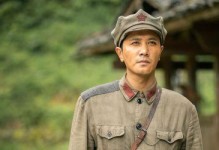 绝境铸剑出装顺序最新攻略（掌握装备选择技巧，成就无敌一击）